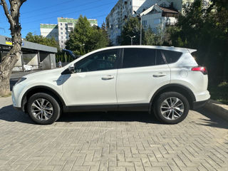 Toyota Rav 4 foto 4