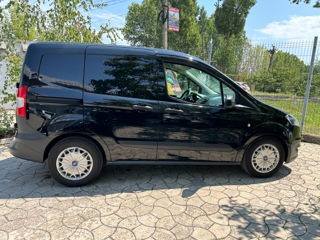 Ford Transit Courier foto 5