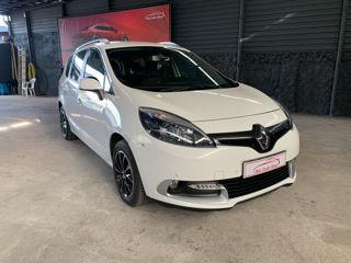 Renault Grand Scenic foto 1