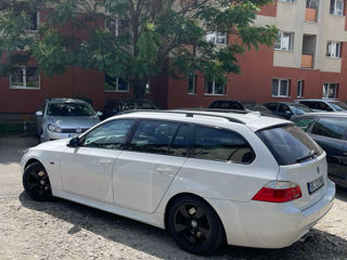 BMW 5 Series foto 4