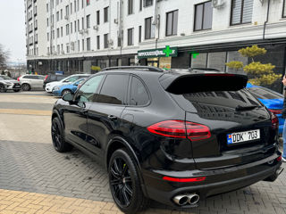 Porsche Cayenne foto 2