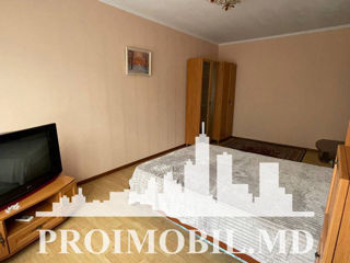 Apartament cu 2 camere, 62 m², Centru, Chișinău foto 3