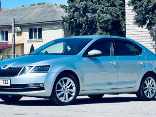 Skoda Octavia foto 3