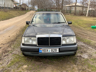 Mercedes Series (W124) foto 5