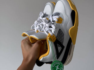 Nike Air Jordan 4 Retro White/Yellow Unisex foto 4