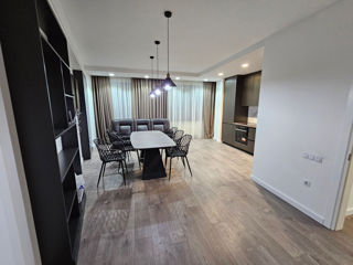 Apartament cu 2 camere, 86 m², Centru, Chișinău foto 4