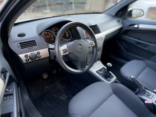Opel Astra foto 13