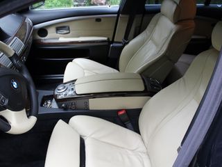 BMW 7 Series foto 6