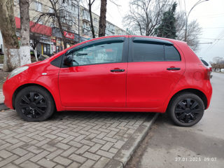 Toyota Yaris foto 3