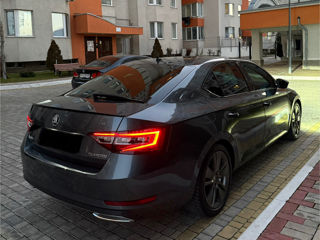 Skoda Superb foto 4