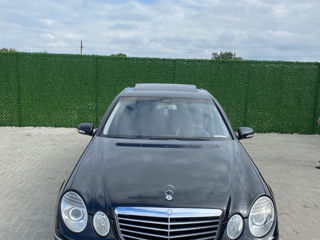 Mercedes E-Class foto 3