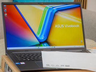 Новый. Asus VivoBook 17X/ Core 5 120U/ 16Gb Ram/ Intel R Graphics/ 512Gb SSD/ 17.3" FHD IPS!! foto 2