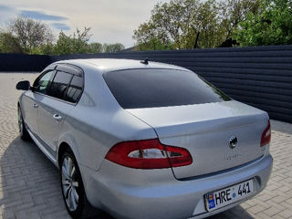 Skoda Superb foto 6