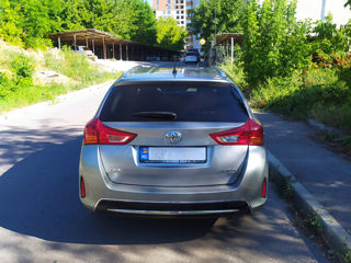 Toyota Auris foto 3