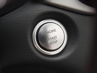 engine start stop foto 2