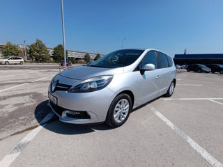 Renault Grand Scenic foto 1