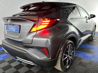 Toyota C-HR foto 15