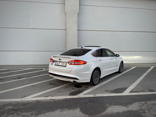 Ford Fusion foto 5