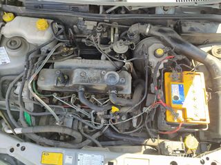 Ford Fiesta 1,8TD Piese / Запчасти foto 2