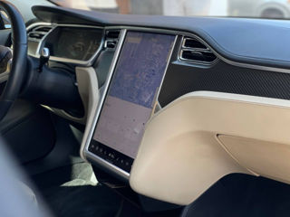 Tesla Model S foto 13