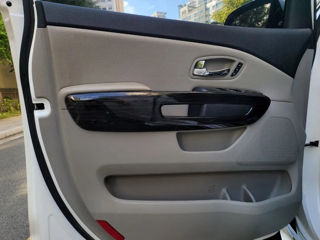 KIA Carnival foto 11