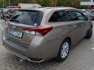 Toyota Auris foto 7