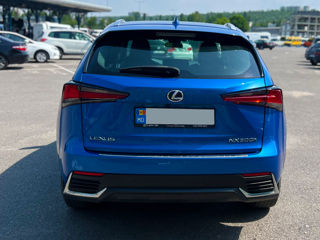 Lexus NX Series foto 8