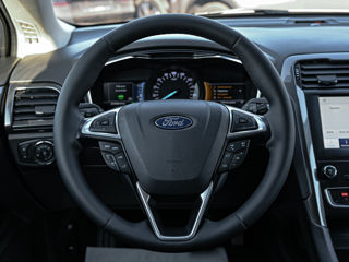 Ford Mondeo фото 10