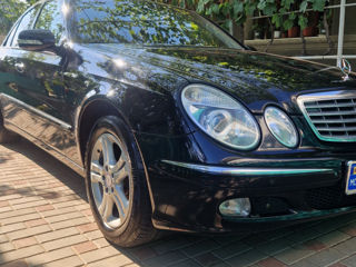 Mercedes E-Class foto 5