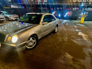 Mercedes E-Class foto 7