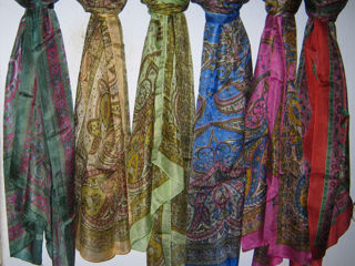 Шелковые шарфы, платки и палантины150 Lei