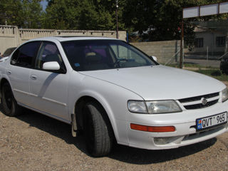 Nissan Maxima foto 2