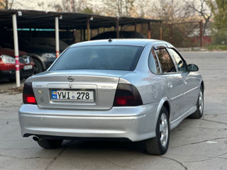 Opel Vectra foto 2