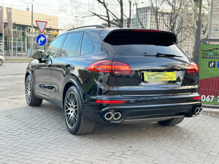 Porsche Cayenne foto 5