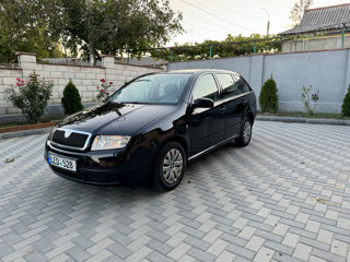 Skoda Fabia foto 4