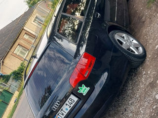 Audi A4 foto 2