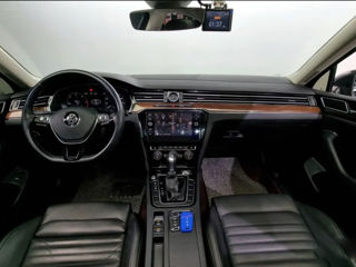 Volkswagen Passat foto 6