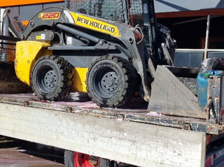 Prestăm servicii miniexcavator manipuleator basculantă bob kat foto 9