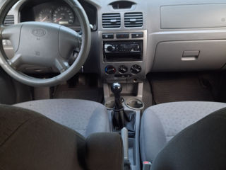 KIA Rio foto 5