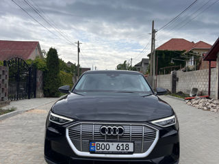 Audi e-tron foto 1