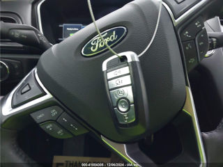 Ford Fusion foto 15