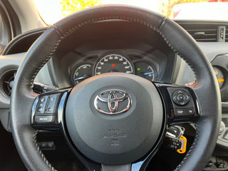 Toyota Yaris foto 13