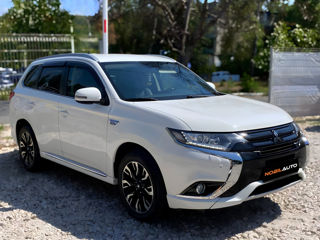 Mitsubishi Outlander foto 2