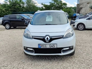 Renault Grand Scenic foto 2