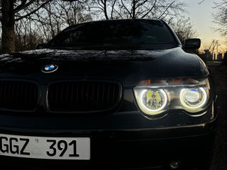 BMW 7 Series foto 2