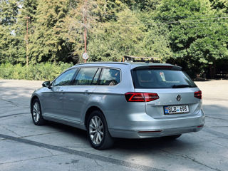 Volkswagen Passat foto 3