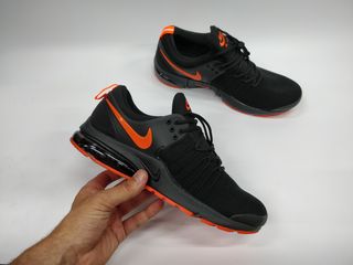 Nike air presto black orange foto 1