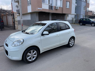 Nissan Micra foto 2