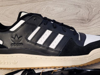 Продам Adidas Original foto 3