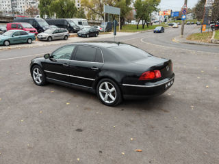 Volkswagen Phaeton foto 8